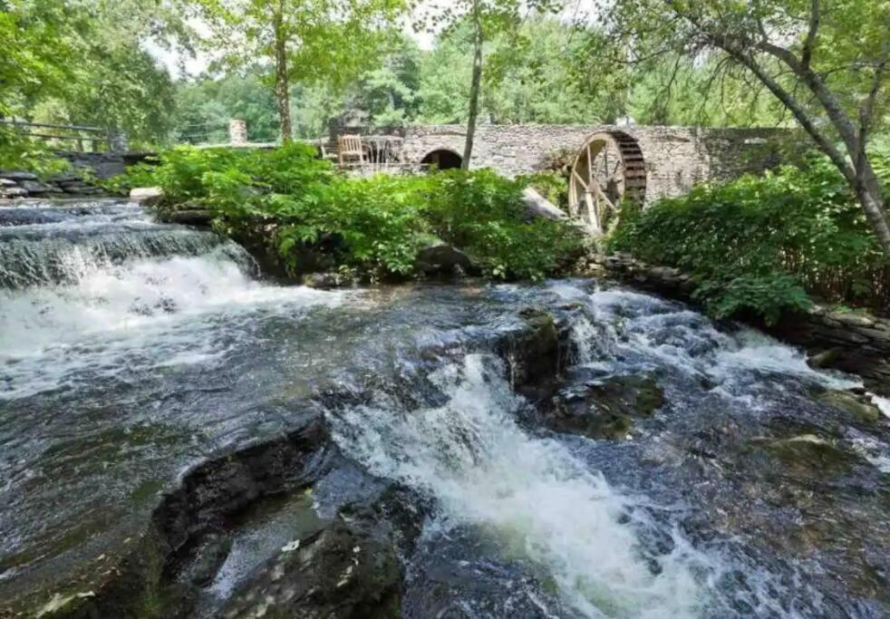 Сasa de vacaciones Beautiful Country Retreat - 40 Guests! Milford