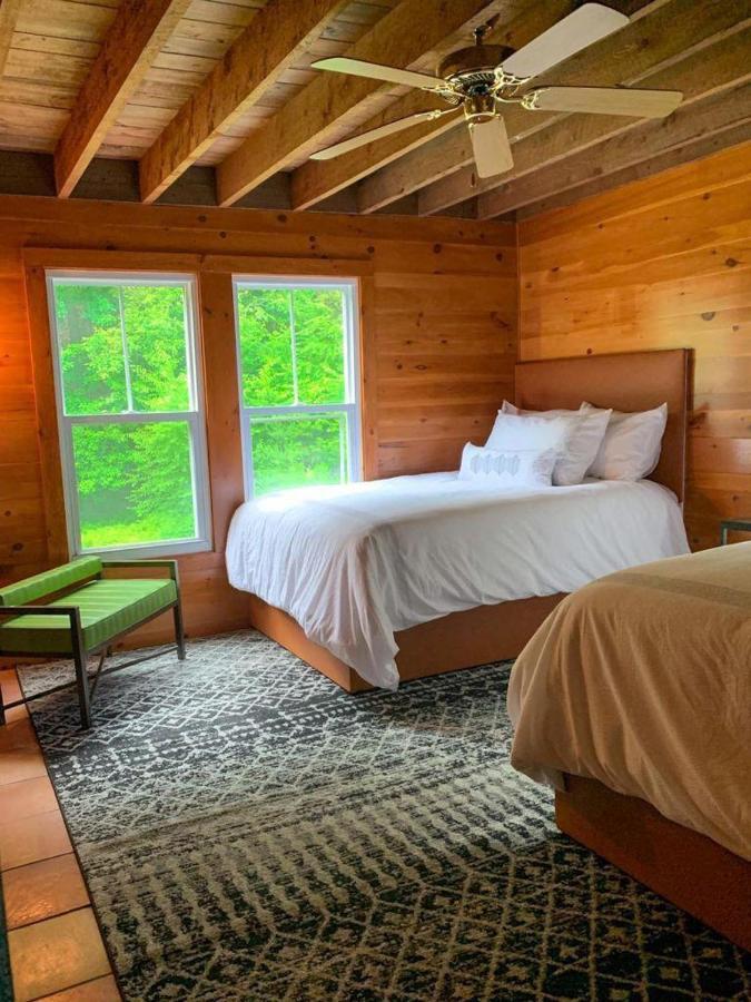 Сasa de vacaciones Beautiful Country Retreat - 40 Guests!