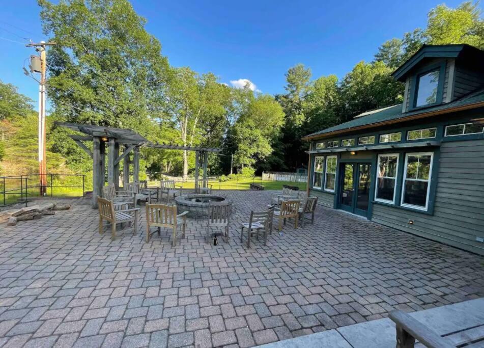 Сasa de vacaciones Beautiful Country Retreat - 40 Guests!