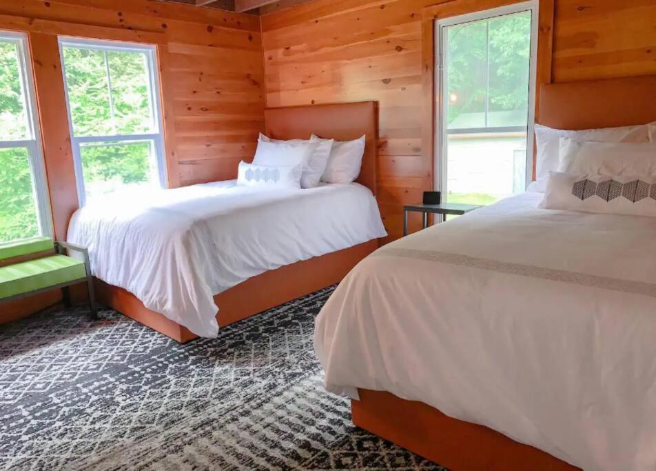 Beautiful Country Retreat - 40 Guests! Сasa de vacaciones